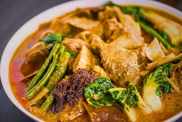 Beef Kare-kare 287g/575g NET